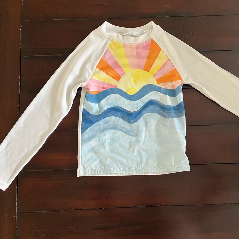 Girls rashguard size 5-6